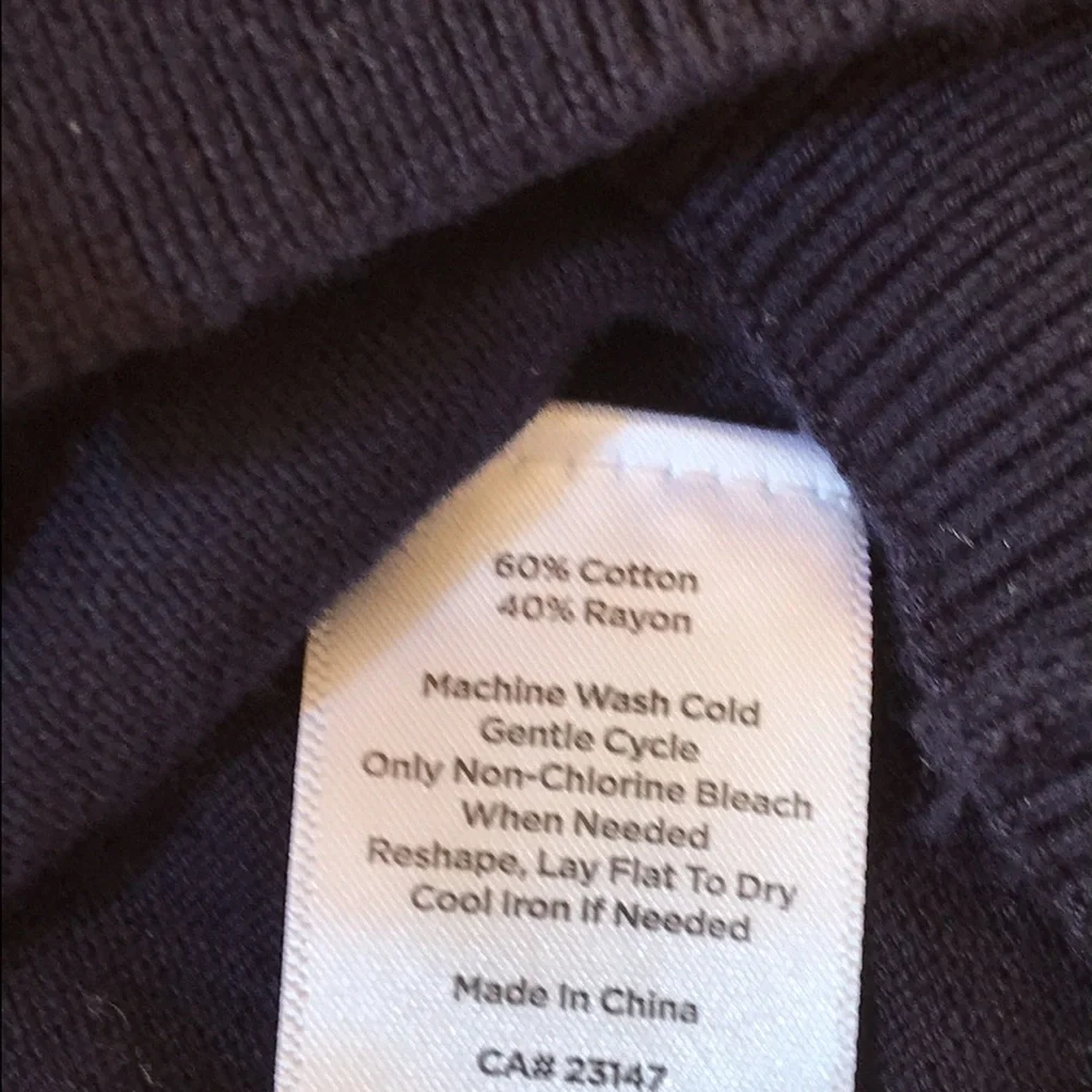 Talbots XL navy Colorful Heart Pattern cotton blend Sweater. - Picture 8 of 8